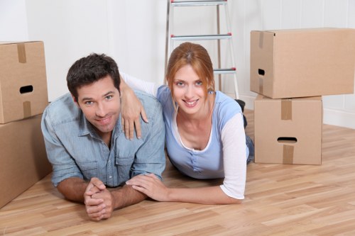 Local moving vehicle supporting a furniture relocation