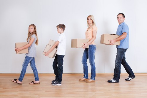 SSL-encrypted Uxbridge Movers payment confirmation on a digital device